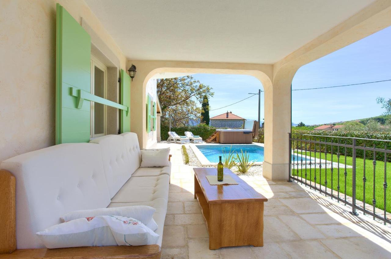 Villa Fundica Vrh  外观 照片