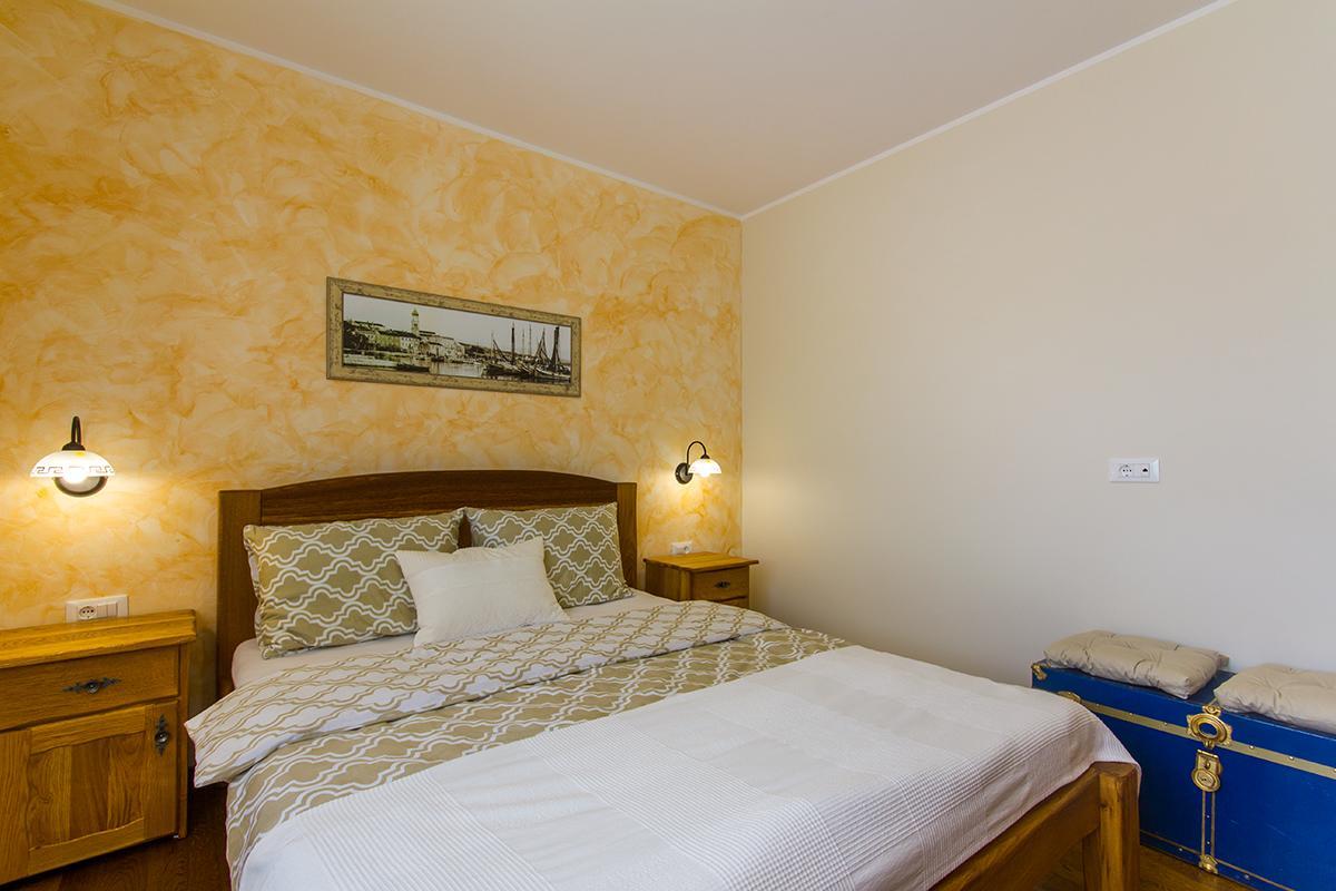 Villa Fundica Vrh  外观 照片